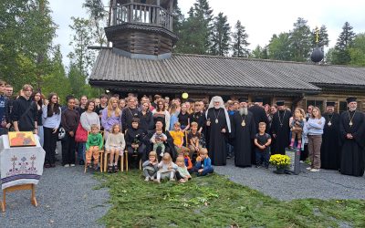 Turun nuoret ortodoksit – Helsingissä kirkkomme 100 vuotisjuhlassa